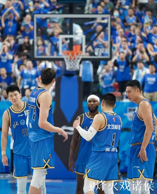 浙江6人上双击败首钢 萨姆纳33+13四川胜宁波