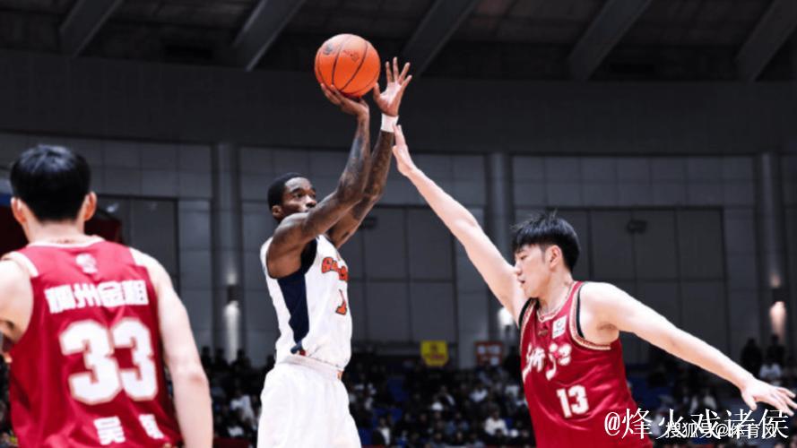 浙江6人上双击败首钢 萨姆纳33+13四川胜宁波