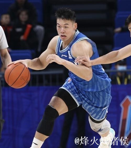 CBA伤情:景菡一遭遇左膝前交叉韧带断裂 CBA伤情:景菡一遭遇左膝前交叉韧带断裂